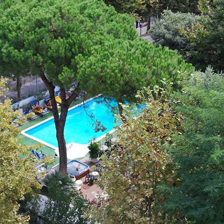 Hotel Carillon Bellaria-Igea Marina Esterno foto