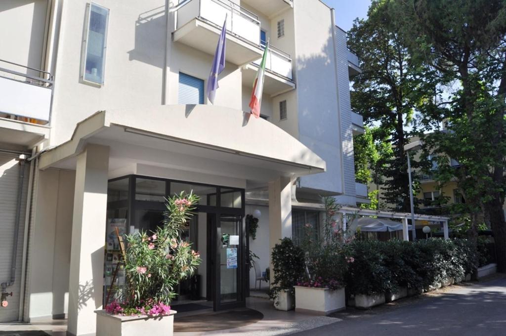 Hotel Carillon Bellaria-Igea Marina Esterno foto