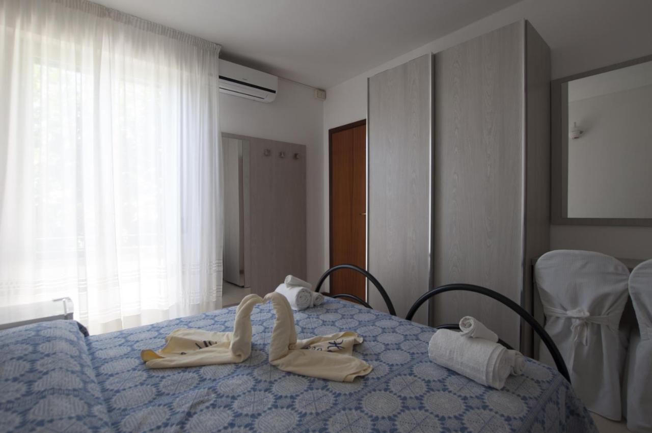 Hotel Carillon Bellaria-Igea Marina Esterno foto